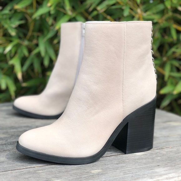 Katy Perry Collections Shoes - KATY PERRY Nefertiti O ring boot | 10